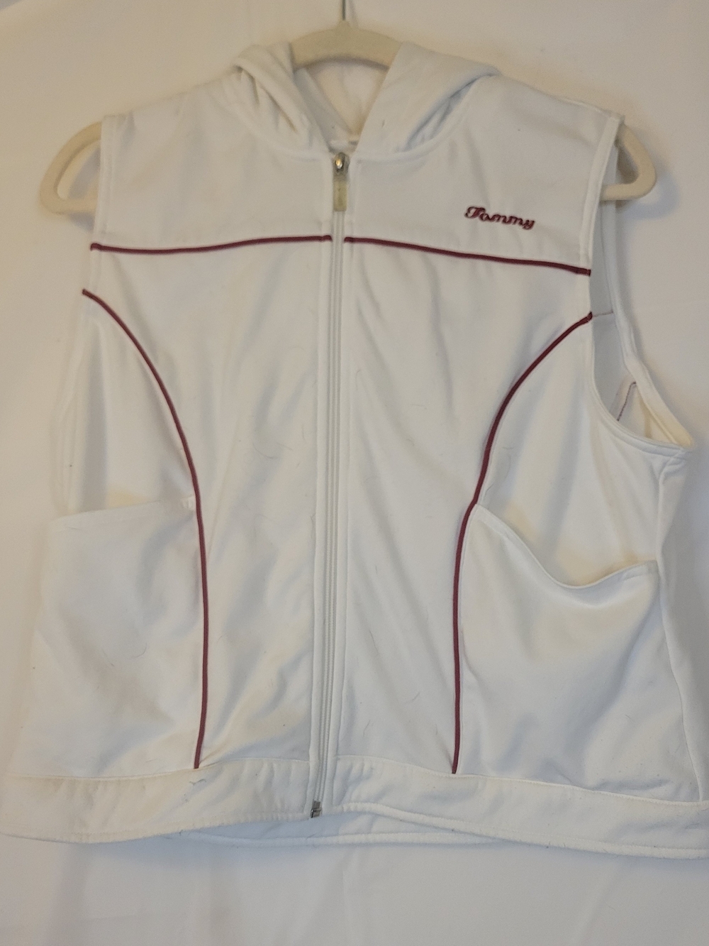 Tommy Hilfiger White Sleeveless Hooded Zip Vest with Maroon Piping